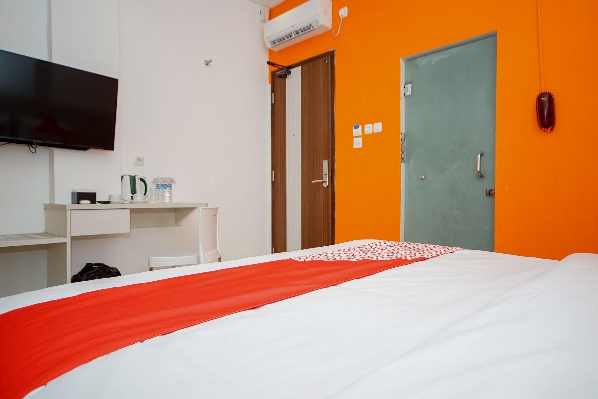 Oyo 344 Kr Hotel Palimbão Exterior foto