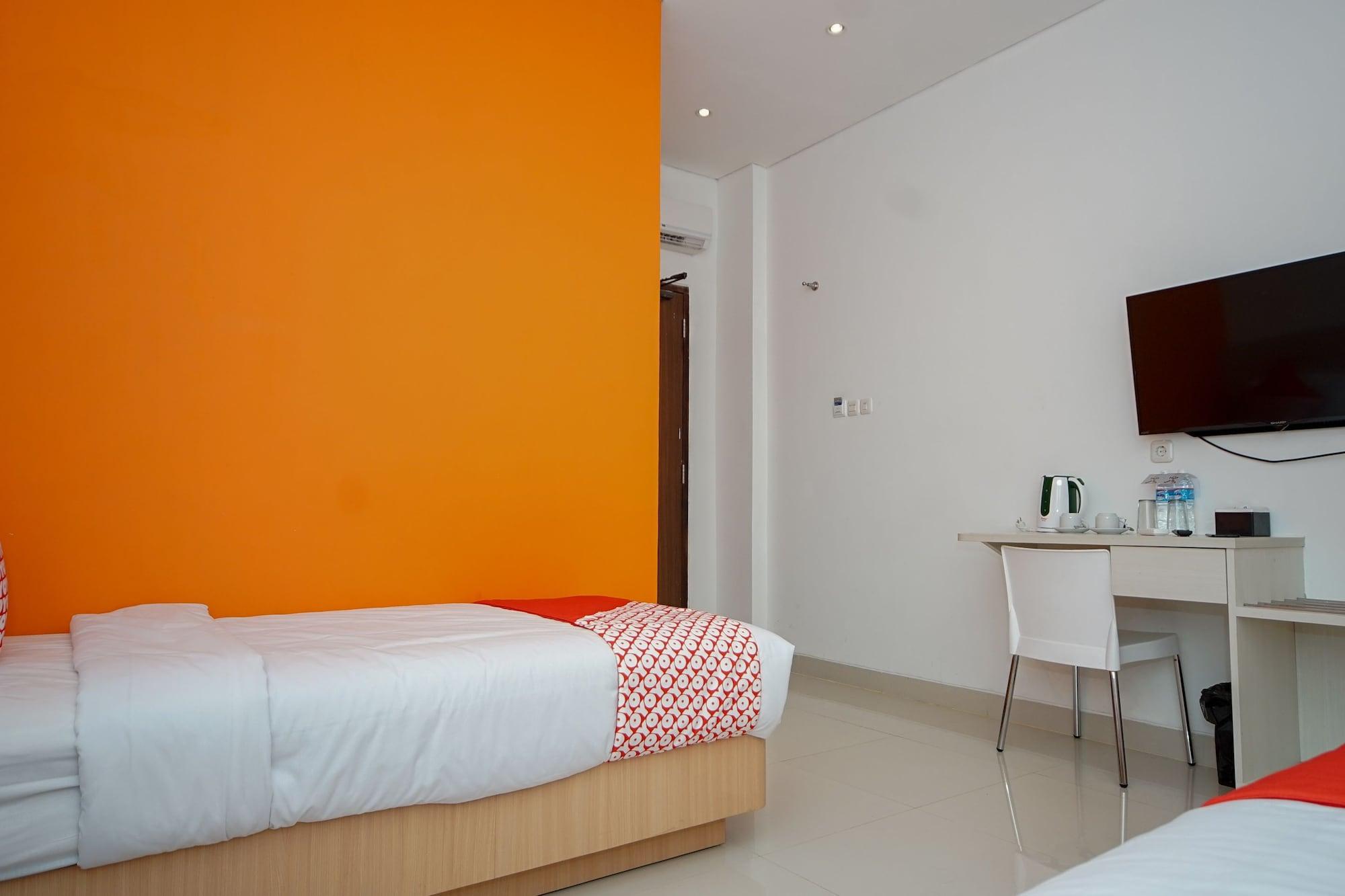 Oyo 344 Kr Hotel Palimbão Exterior foto