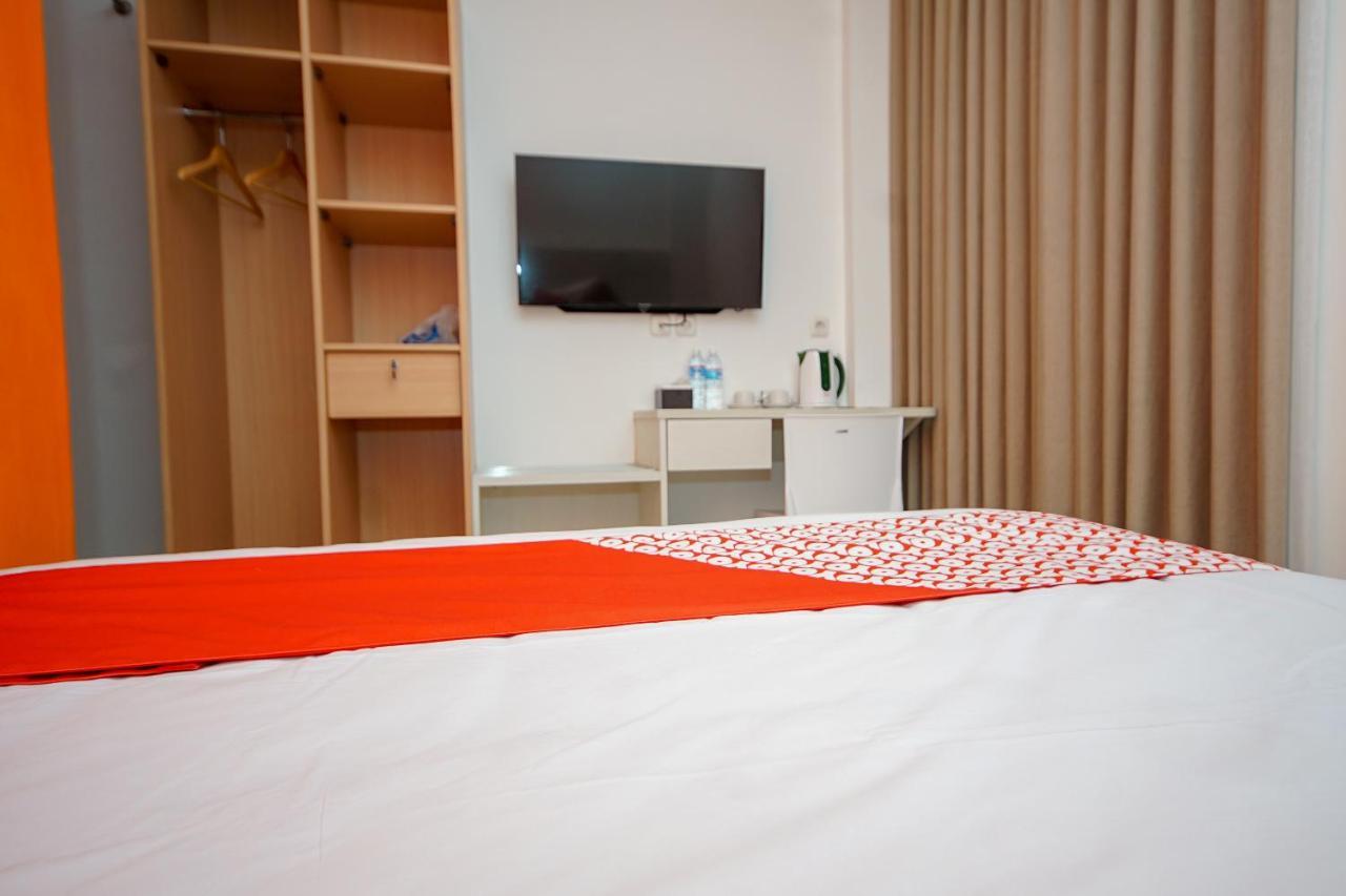 Oyo 344 Kr Hotel Palimbão Exterior foto