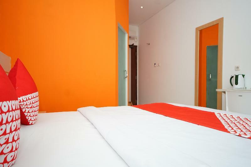 Oyo 344 Kr Hotel Palimbão Exterior foto